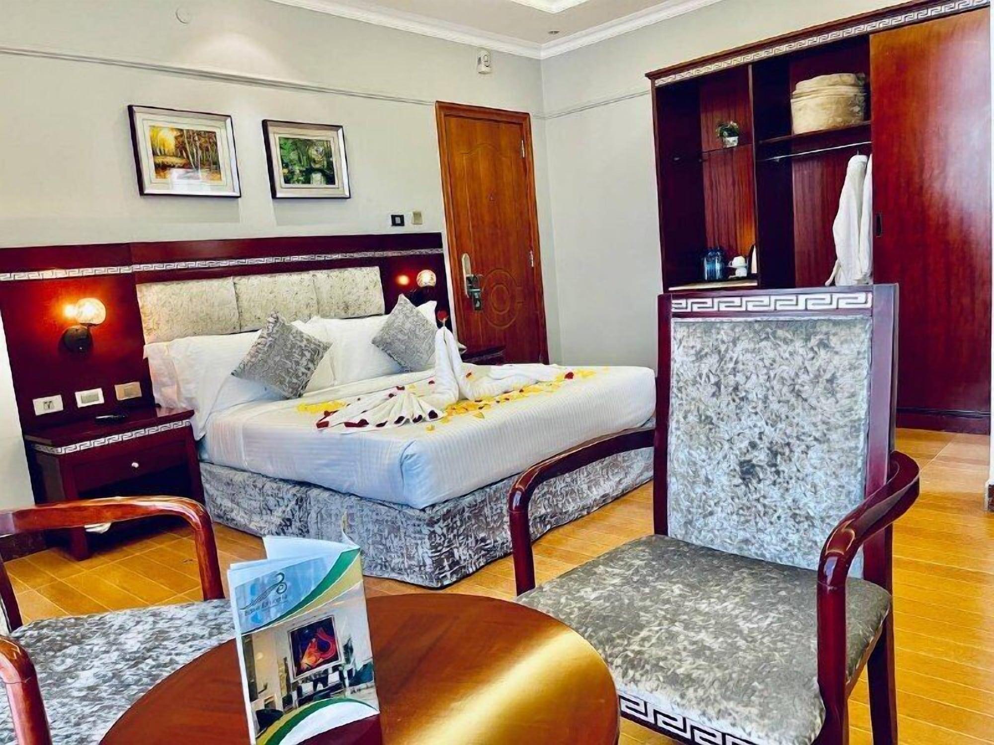 Cyan Hotel Addis Ababa Bagian luar foto