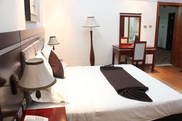 Cyan Hotel Addis Ababa Bagian luar foto