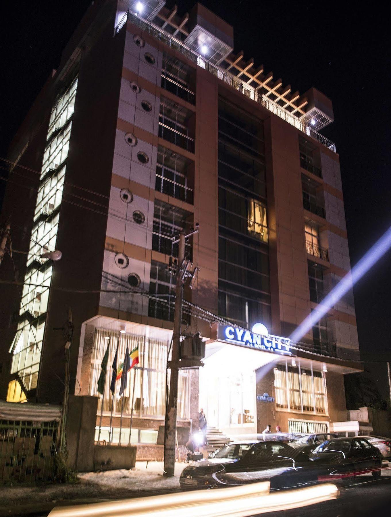 Cyan Hotel Addis Ababa Bagian luar foto